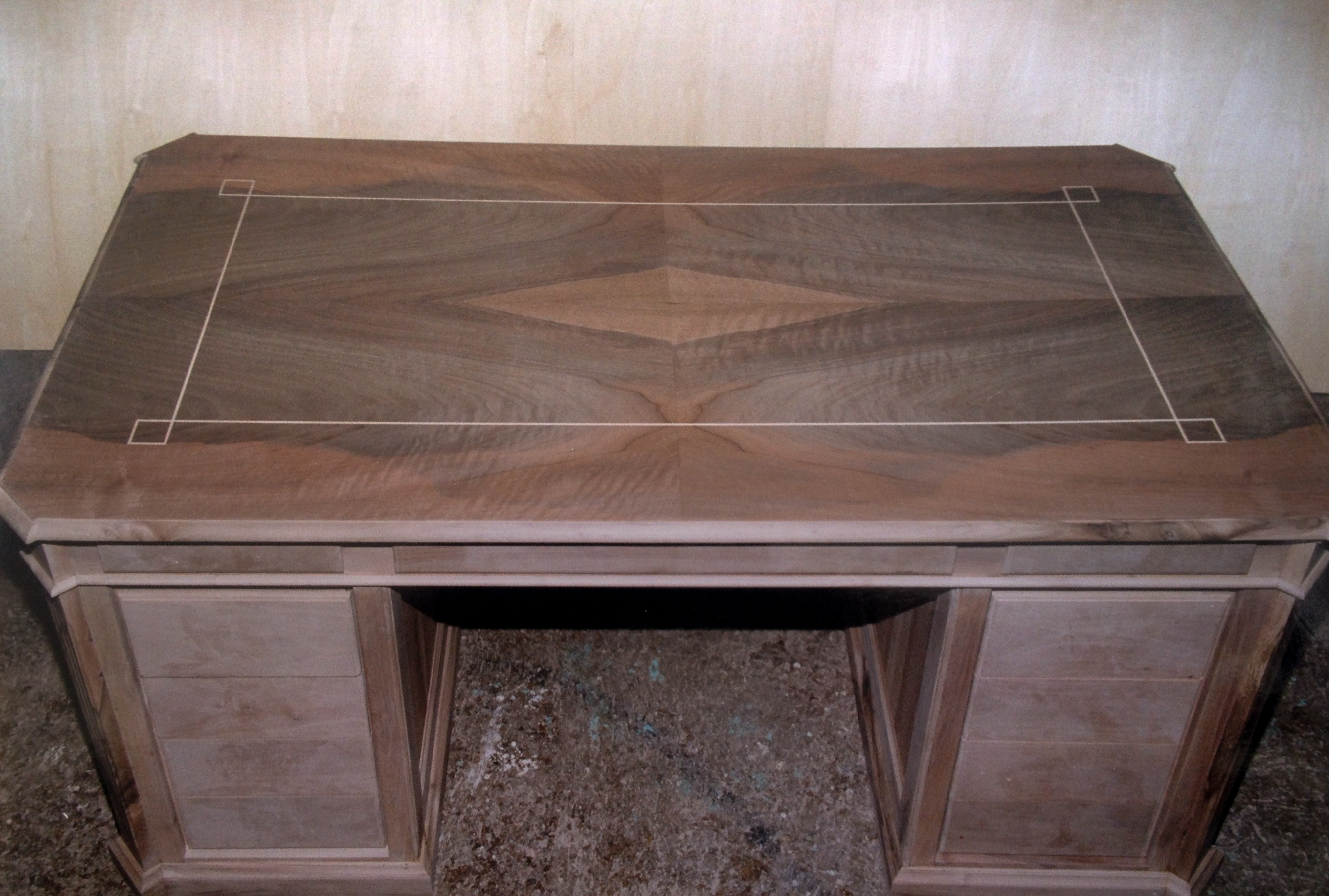 scrivania in legno su misura schiavone falegnameria lecce