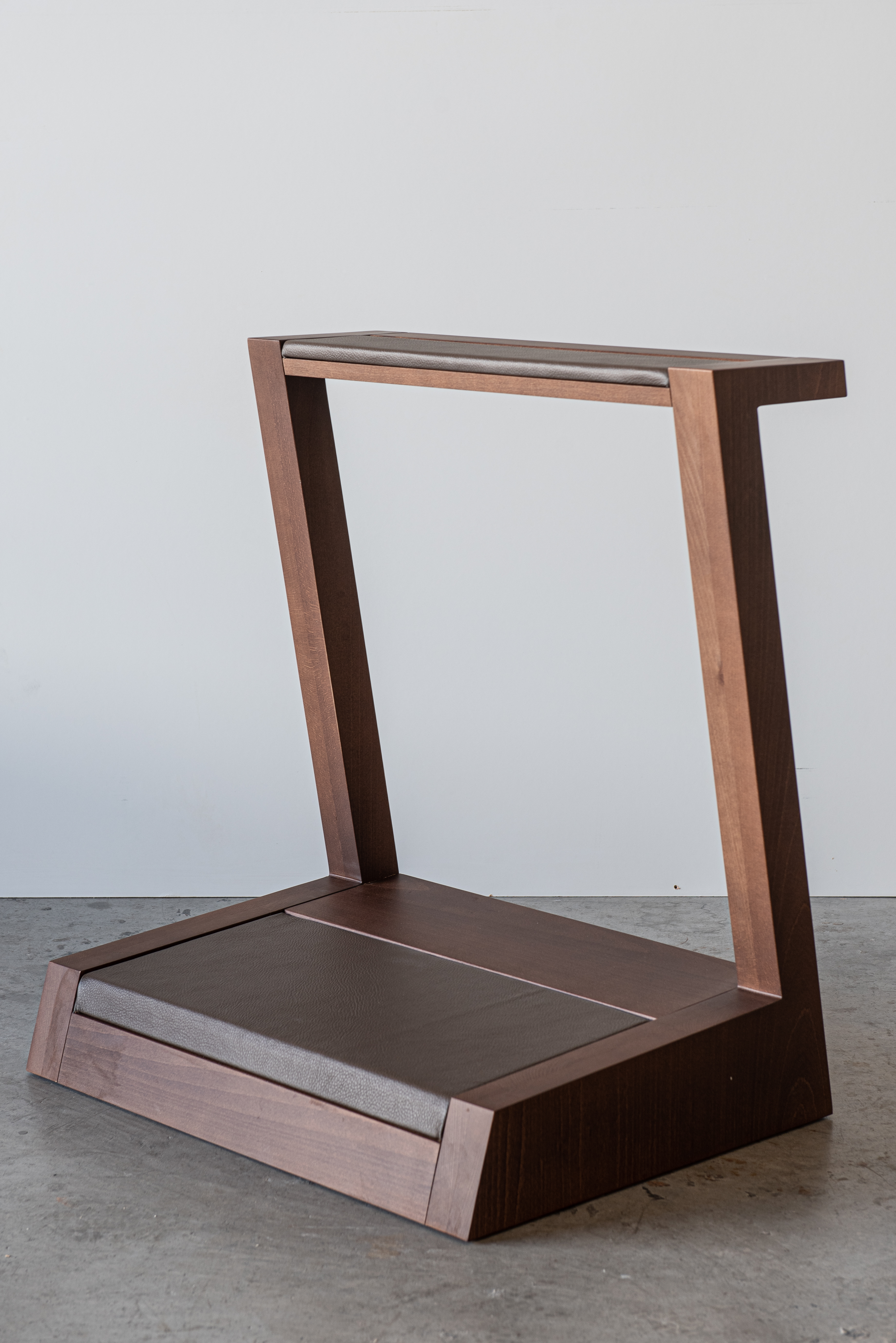 inginocchiatoi in legno realizzati su misura